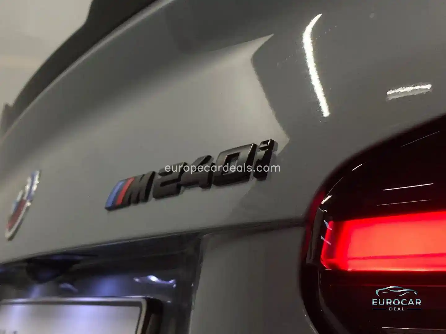 BMW M240i