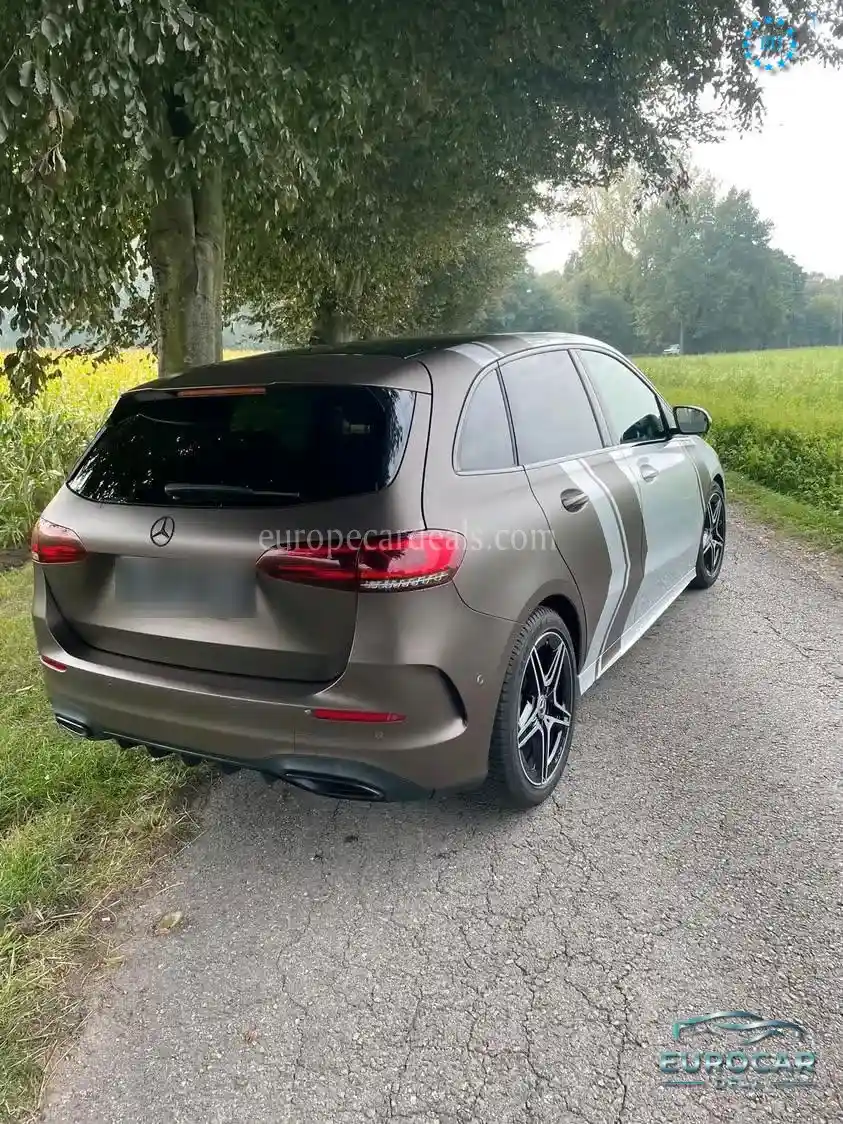 Mercedes-Benz B 200