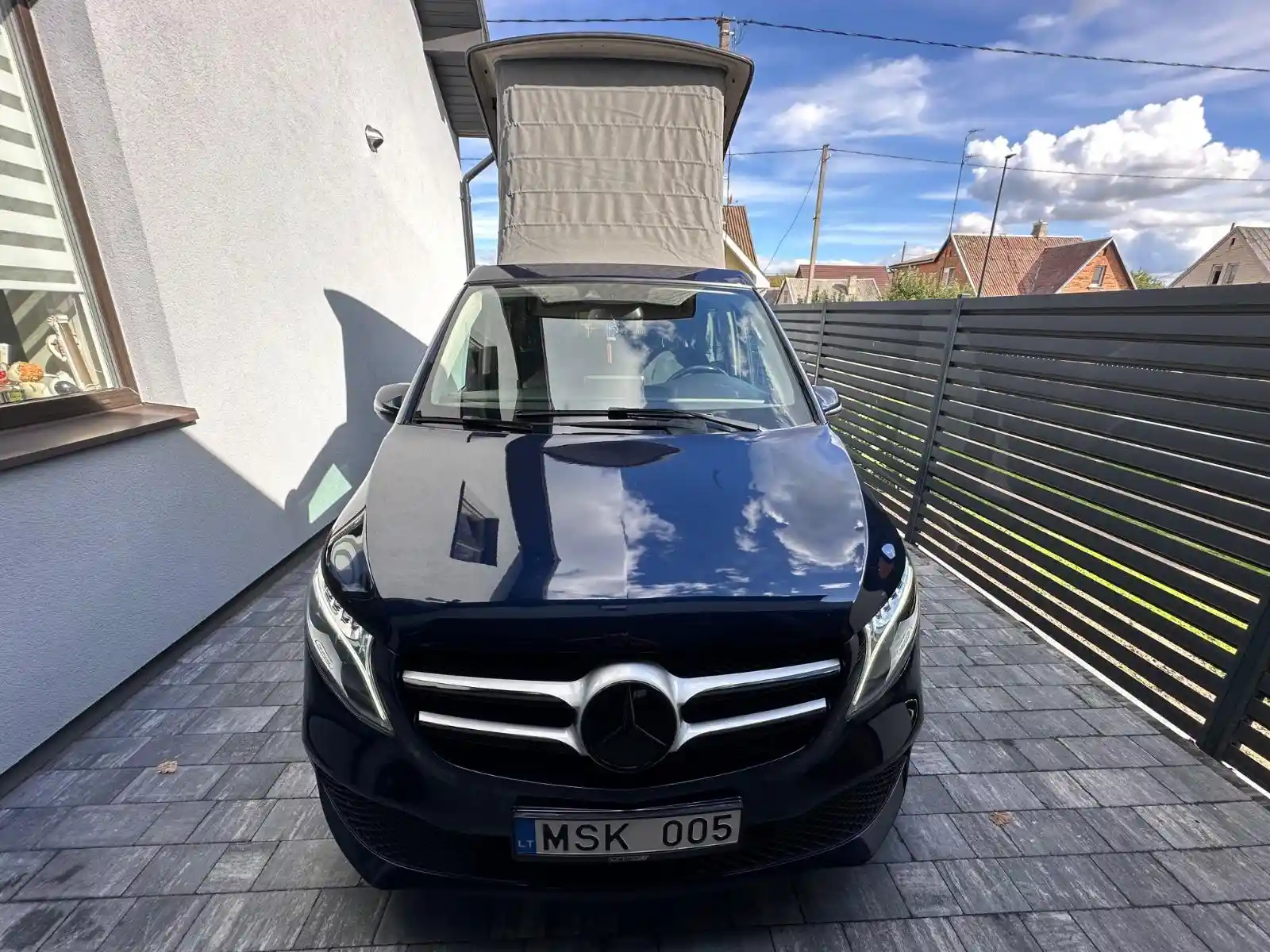 Mercedes-Benz V 200