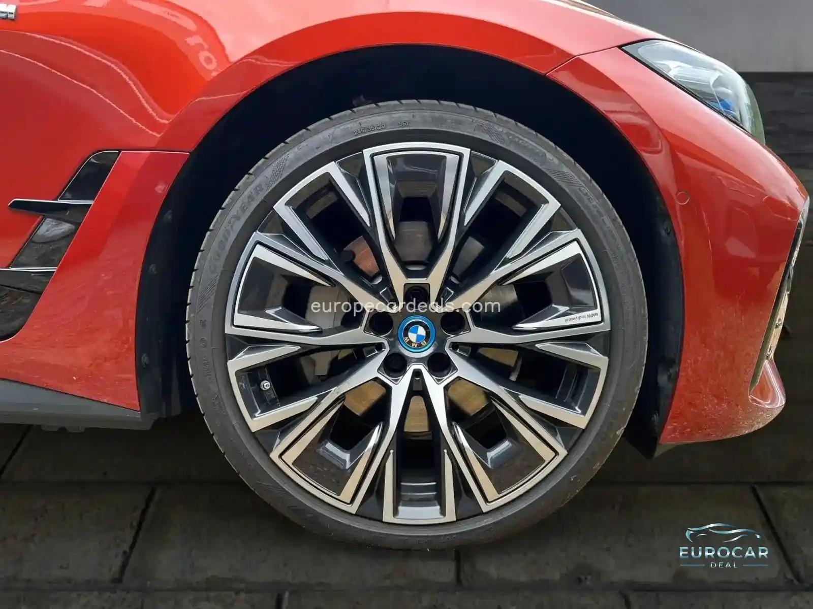 BMW i4