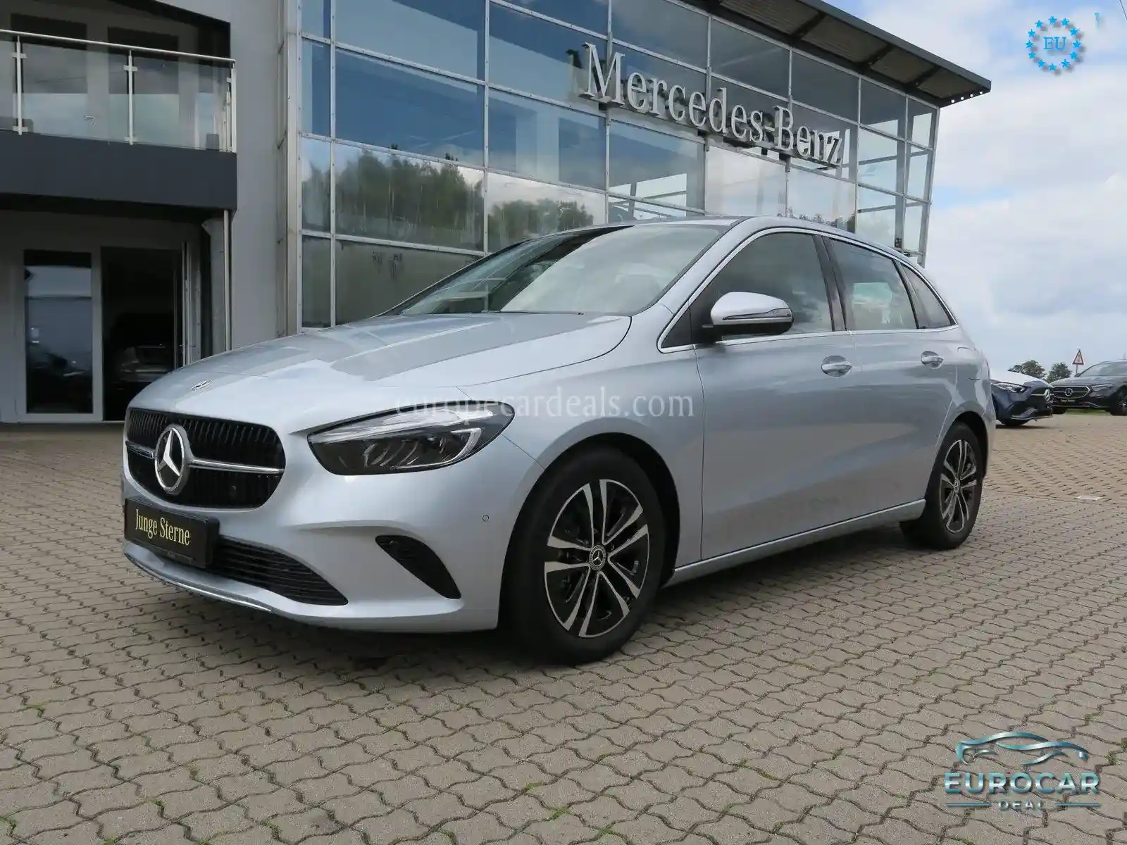 Mercedes-Benz B 180
