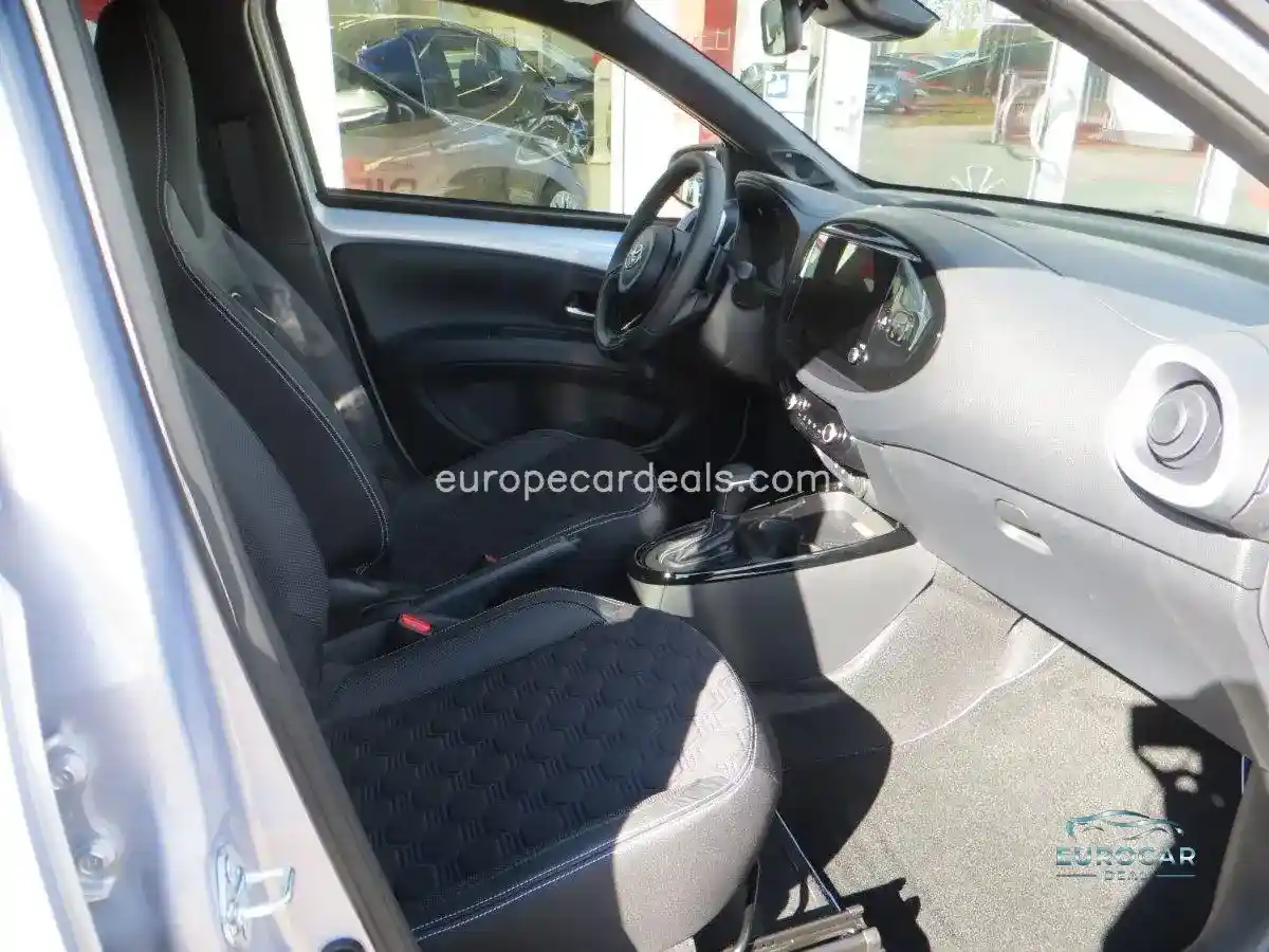 Toyota Aygo (X)