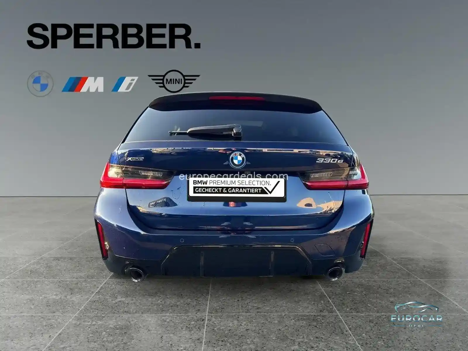 BMW 330