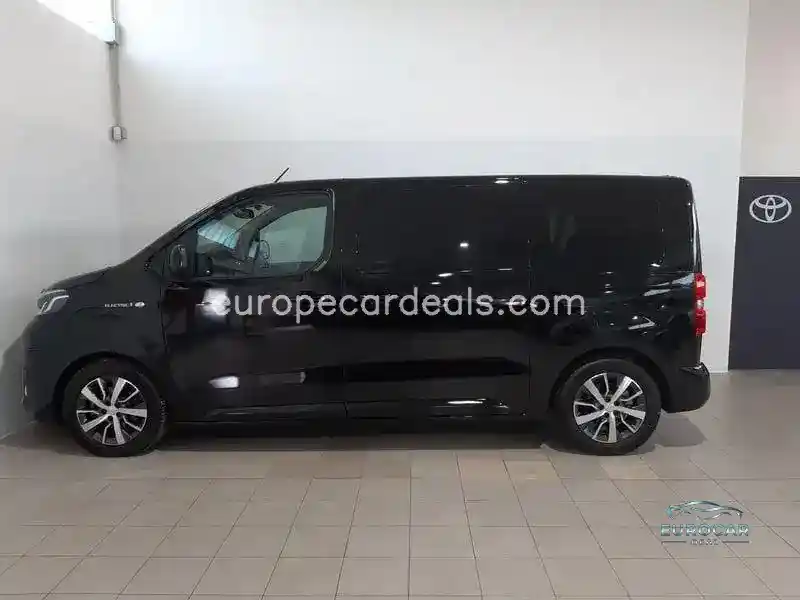 Toyota Proace (Verso)