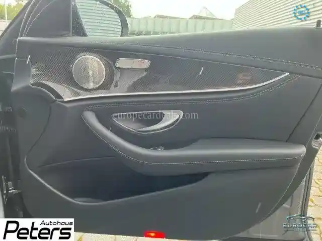Mercedes-Benz E 400