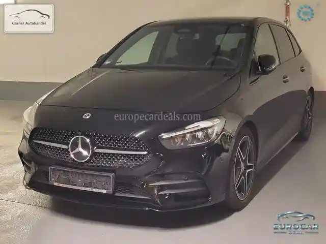 Mercedes-Benz B 180