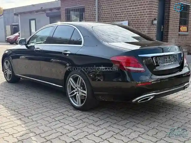 Mercedes-Benz E 350