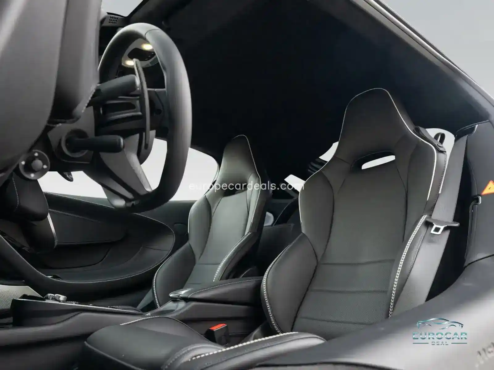 McLaren GT