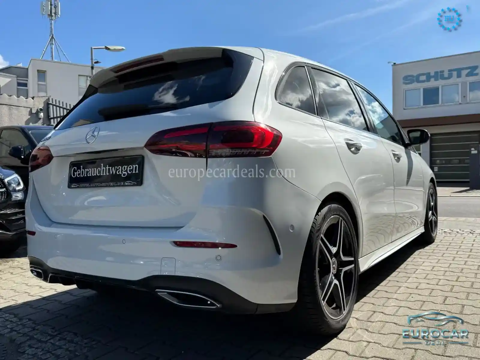 Mercedes-Benz B 220