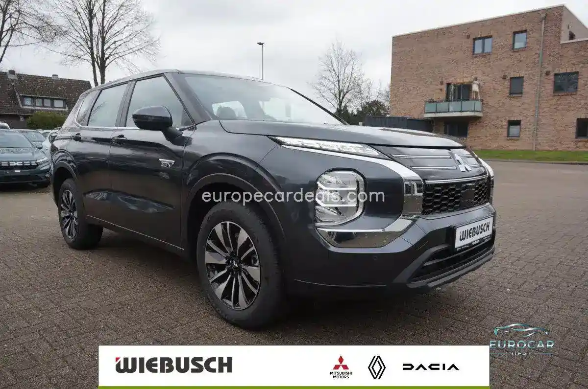 Mitsubishi Plug-in Hybrid Outlander