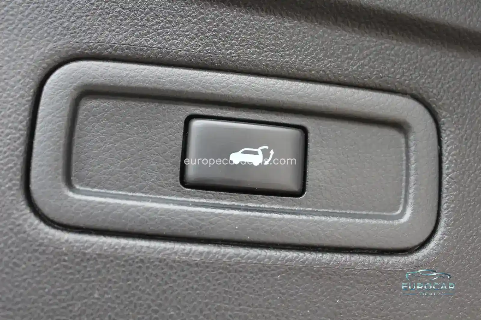 Infiniti QX70
