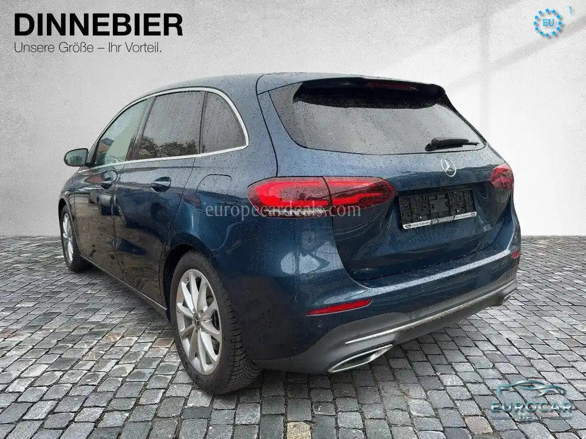 Mercedes-Benz B 220