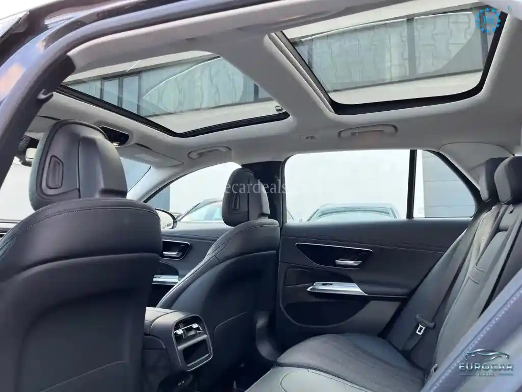 Mercedes-Benz E 200