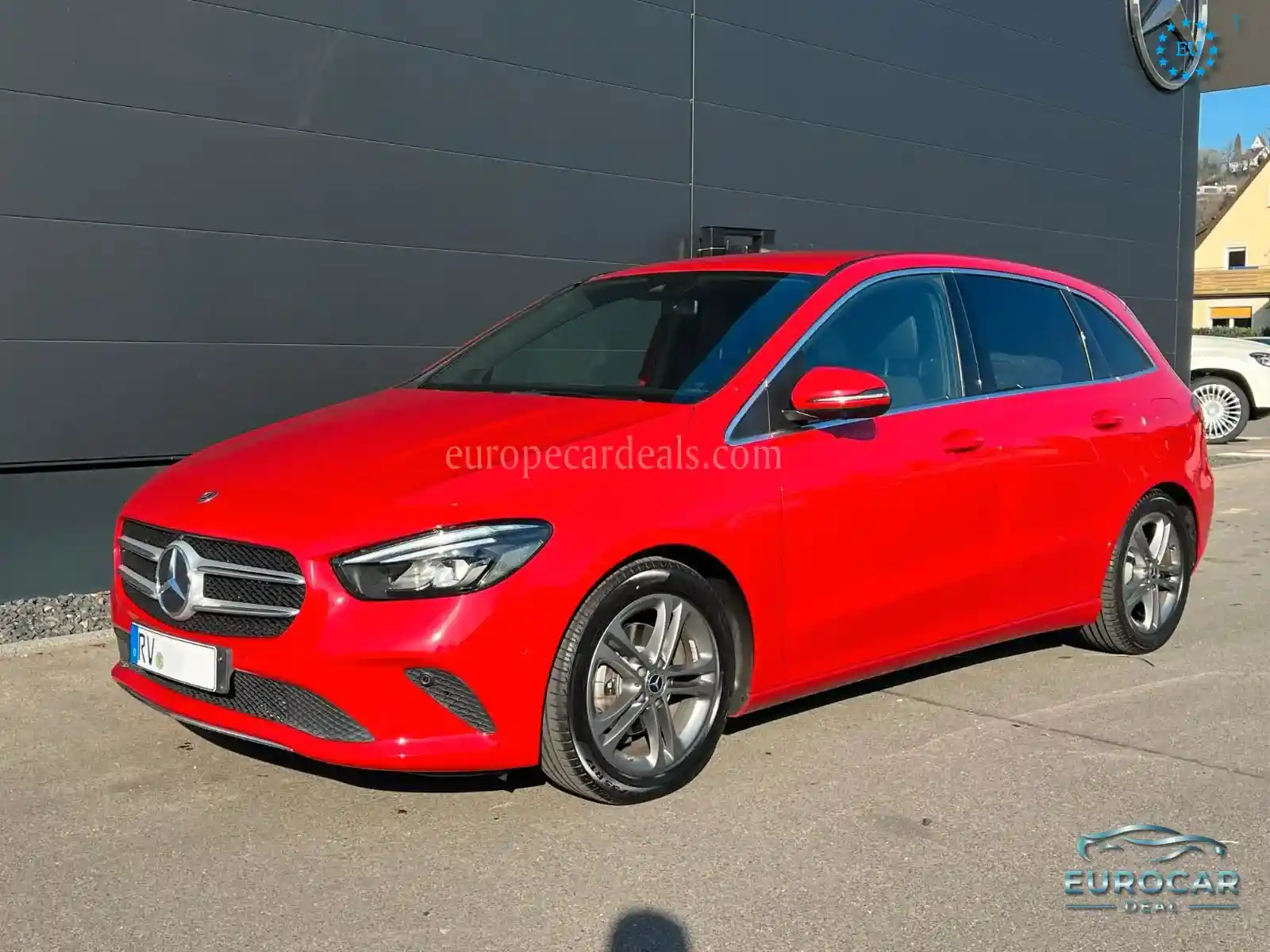 Mercedes-Benz B 180