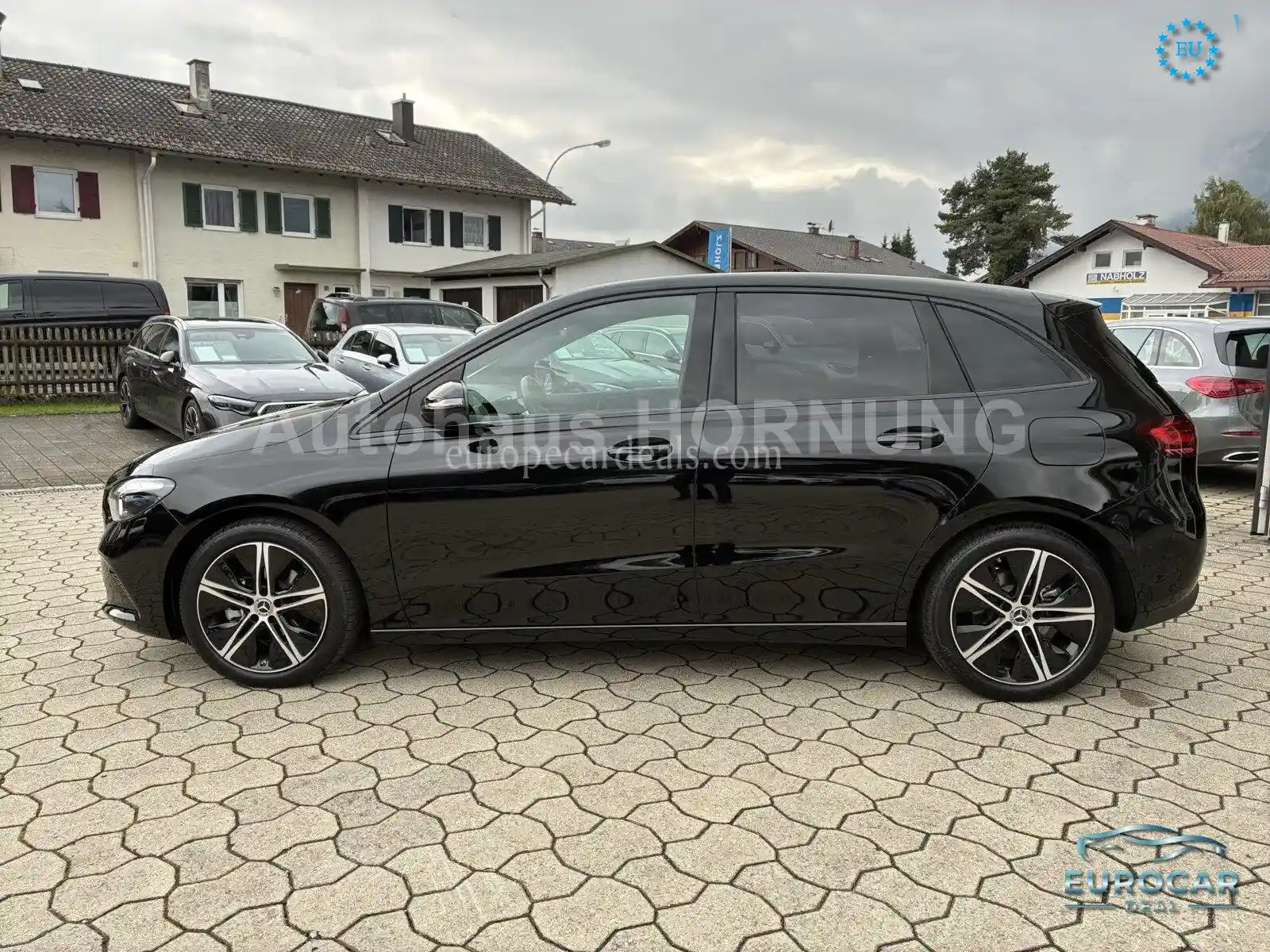 Mercedes-Benz B 200