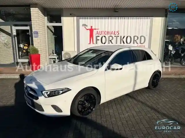 Mercedes-Benz A 200