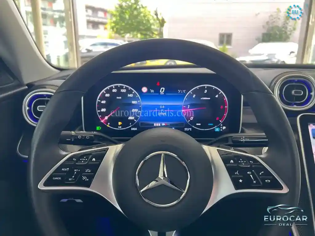 Mercedes-Benz C 220