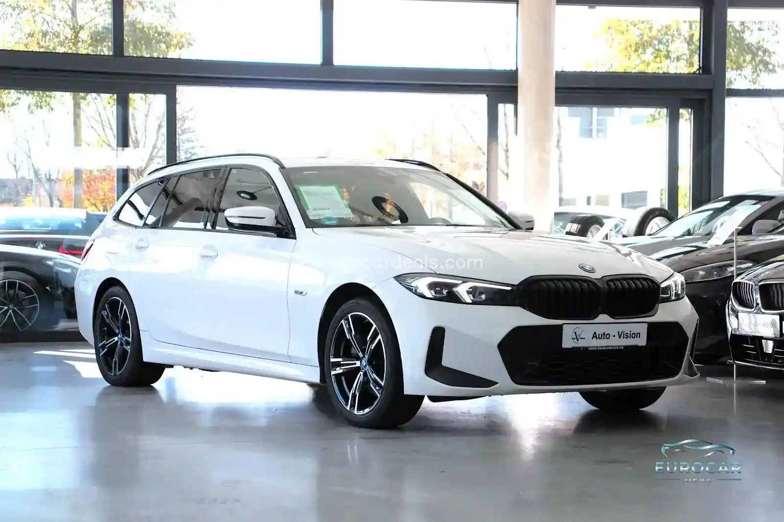BMW 330