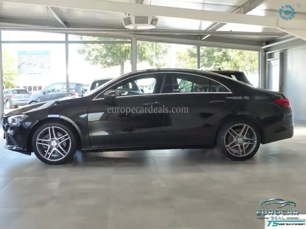 Mercedes-Benz CLA 220