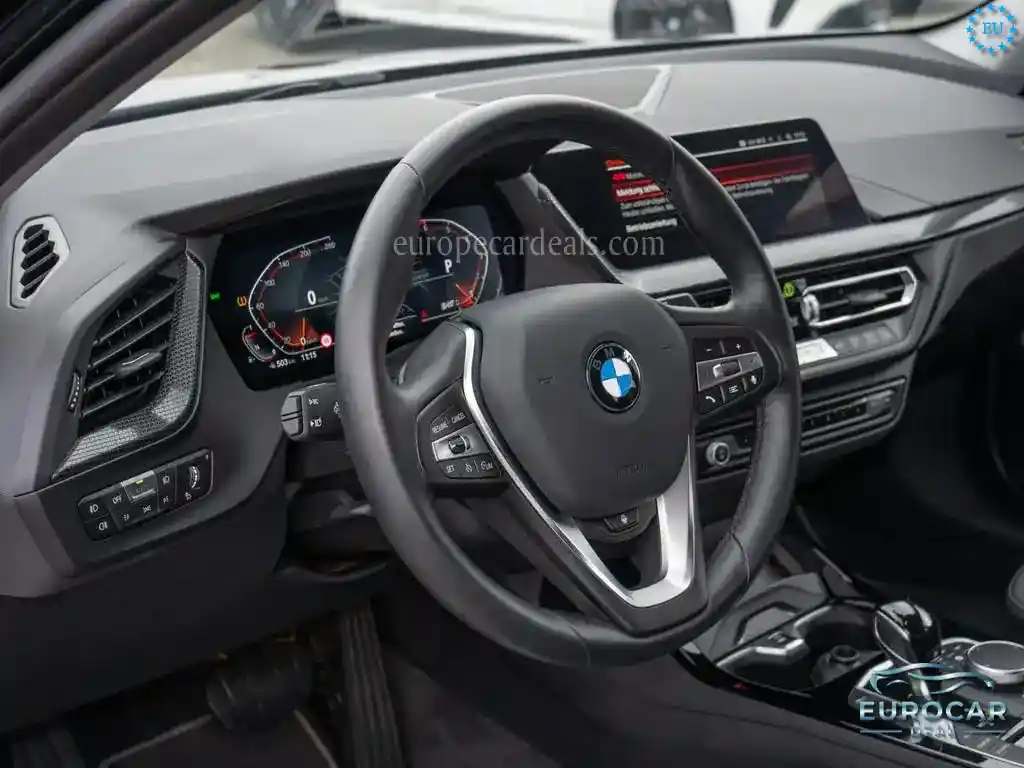 BMW 120