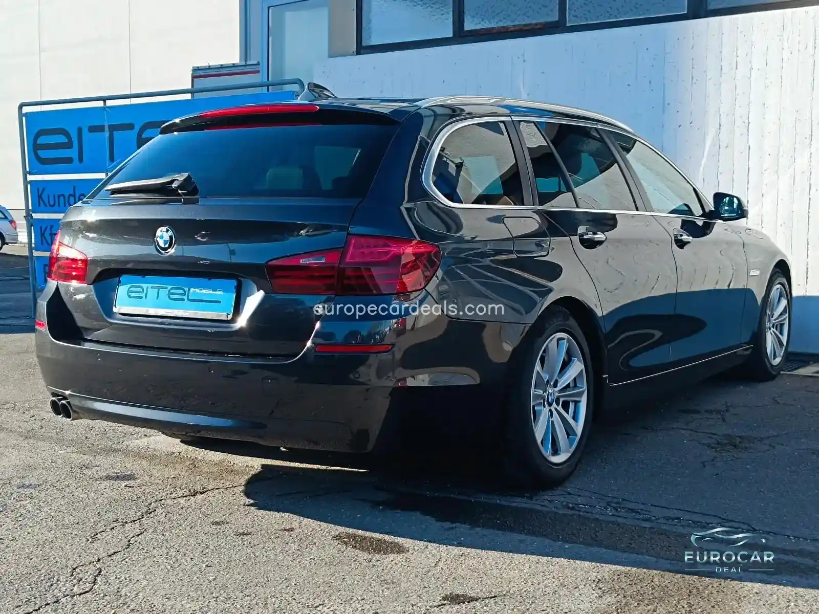 BMW 525