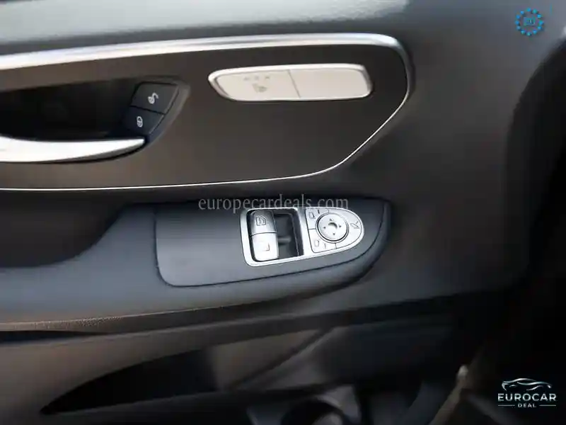 Mercedes-Benz V 250