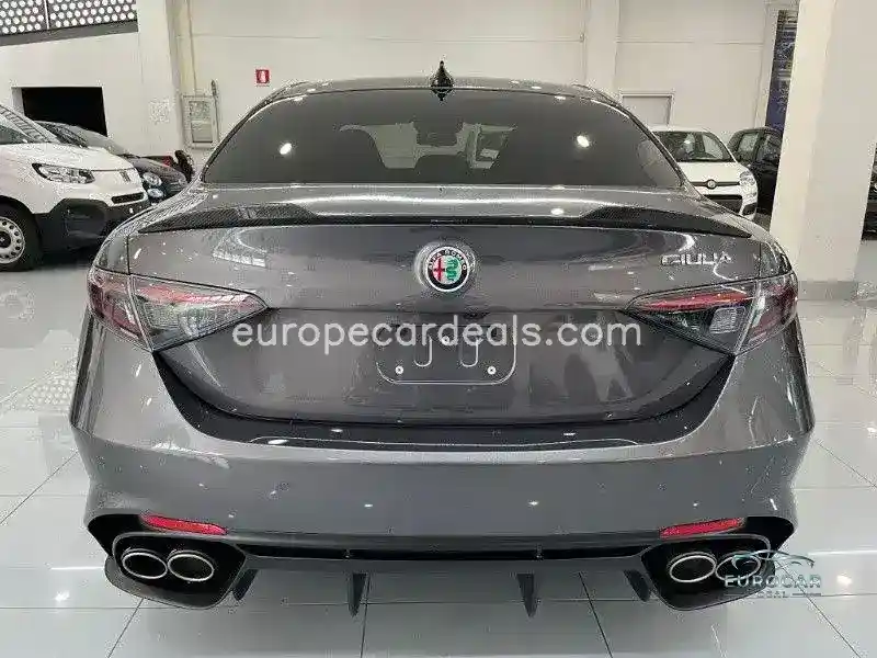 Alfa Romeo Giulia