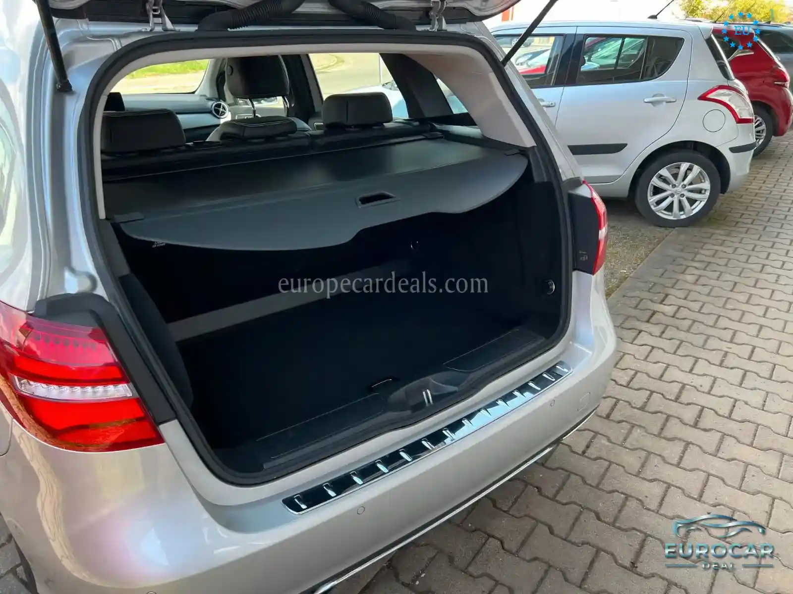 Mercedes-Benz B 200