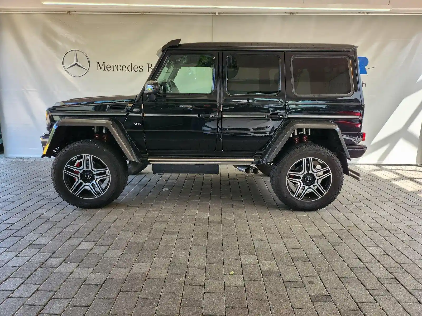 Mercedes-Benz G 500