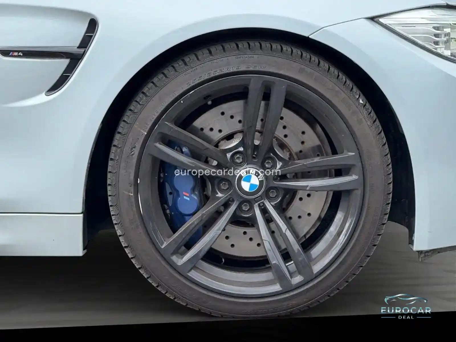 BMW M4
