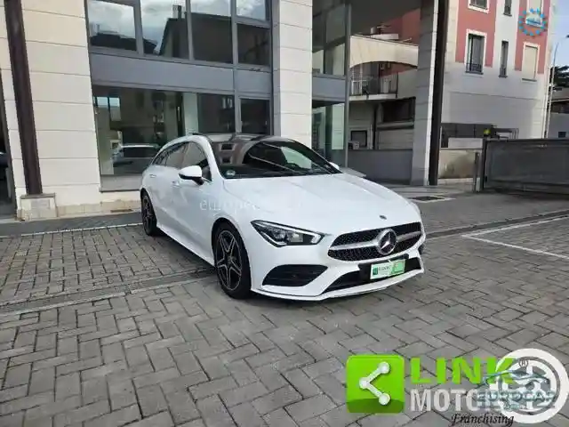 Mercedes-Benz CLA 200 Shooting Brake