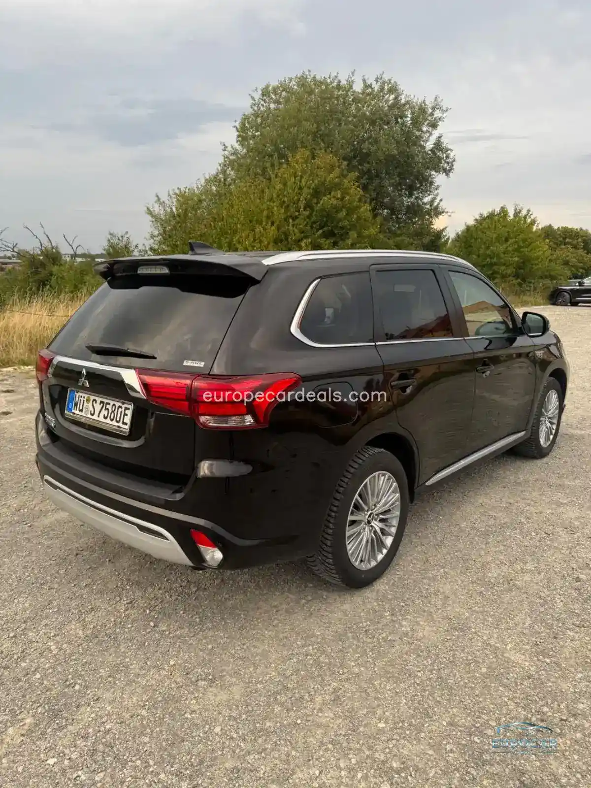 Mitsubishi Plug-in Hybrid Outlander