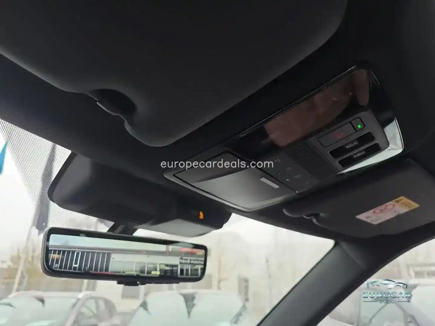Mitsubishi Plug-in Hybrid Outlander