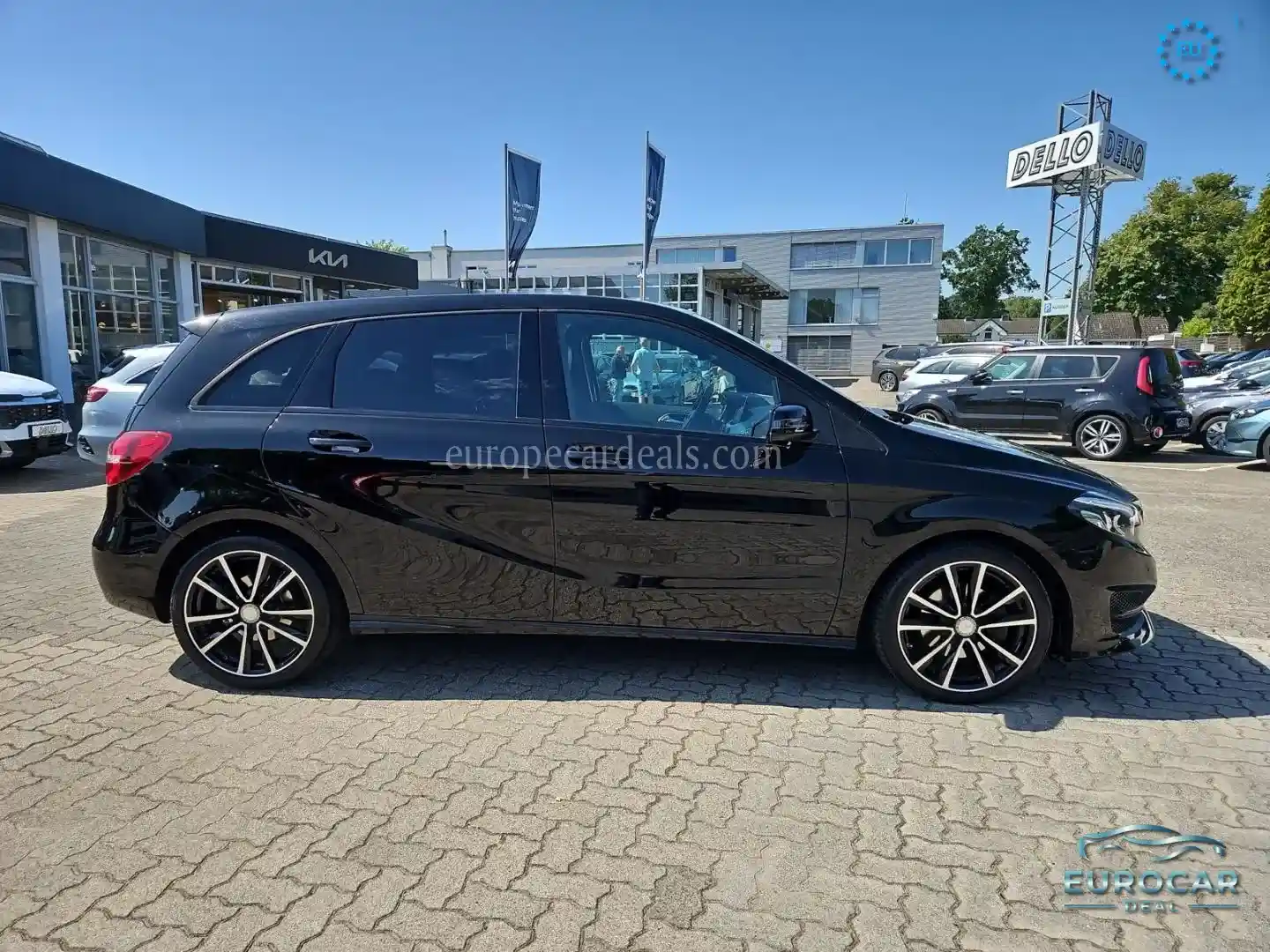 Mercedes-Benz B 180