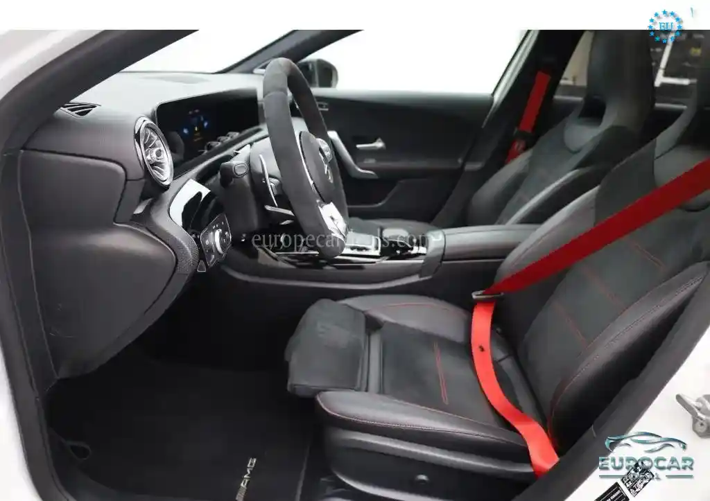 Mercedes-Benz A 45 AMG