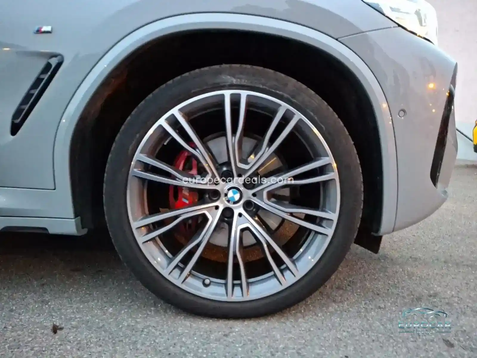 BMW X4 M40