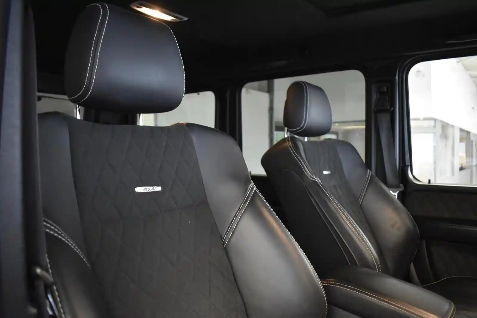 Mercedes-Benz G 500