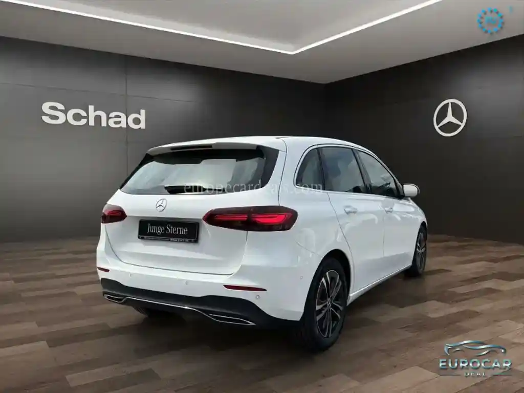 Mercedes-Benz B 200