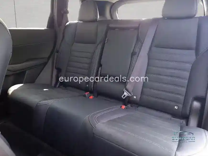 Mitsubishi Plug-in Hybrid Outlander