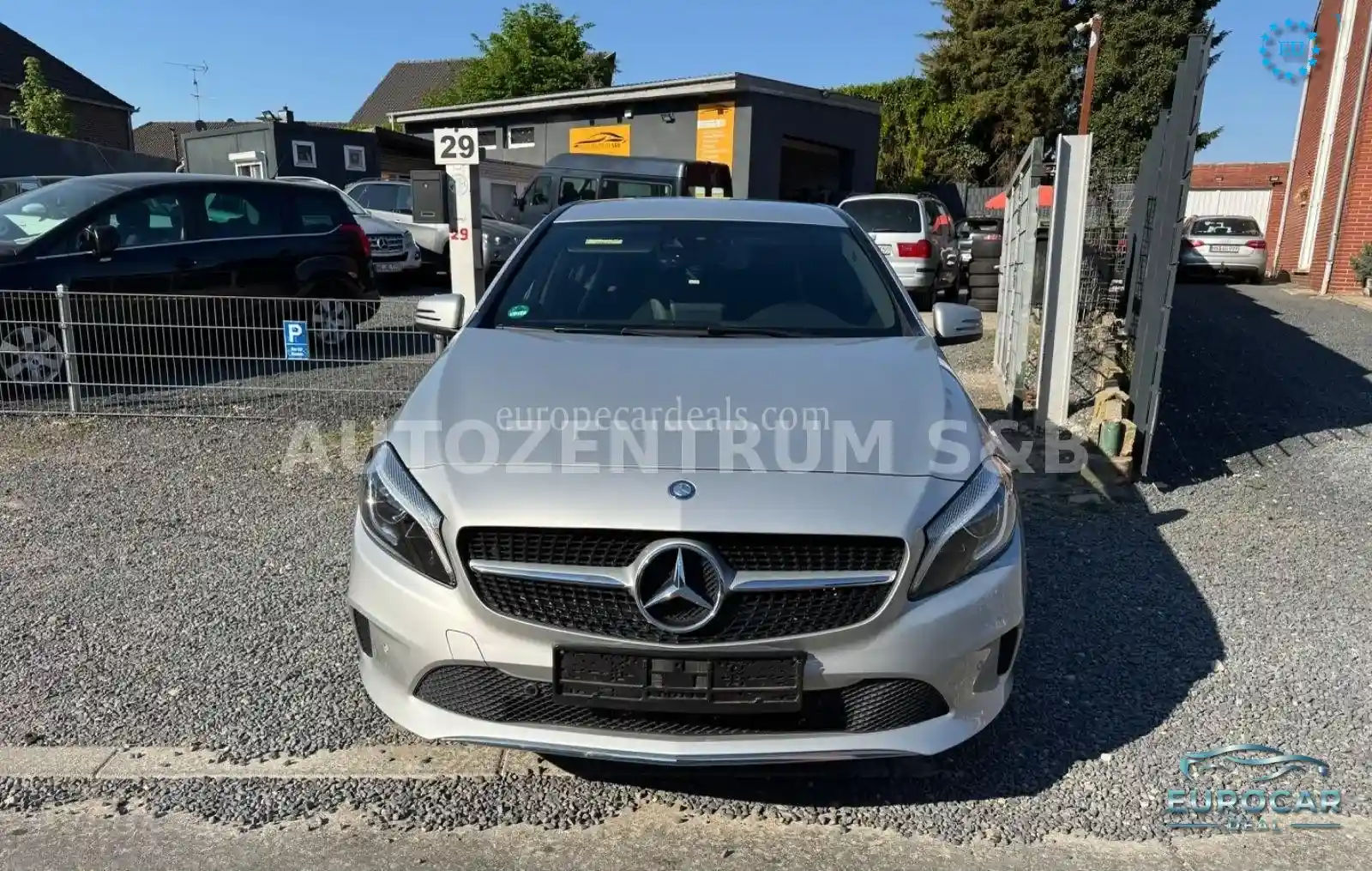 Mercedes-Benz A 180