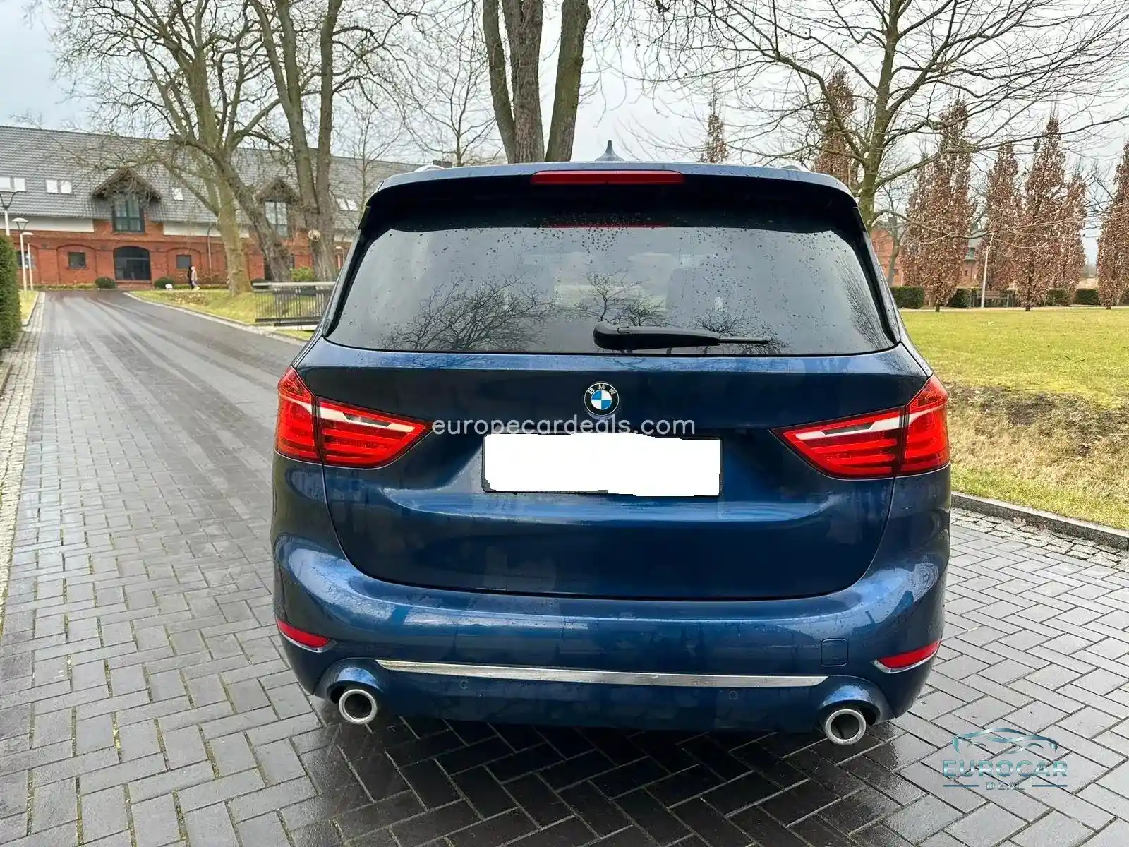 BMW 220