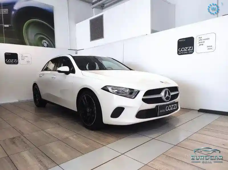 Mercedes-Benz A 200