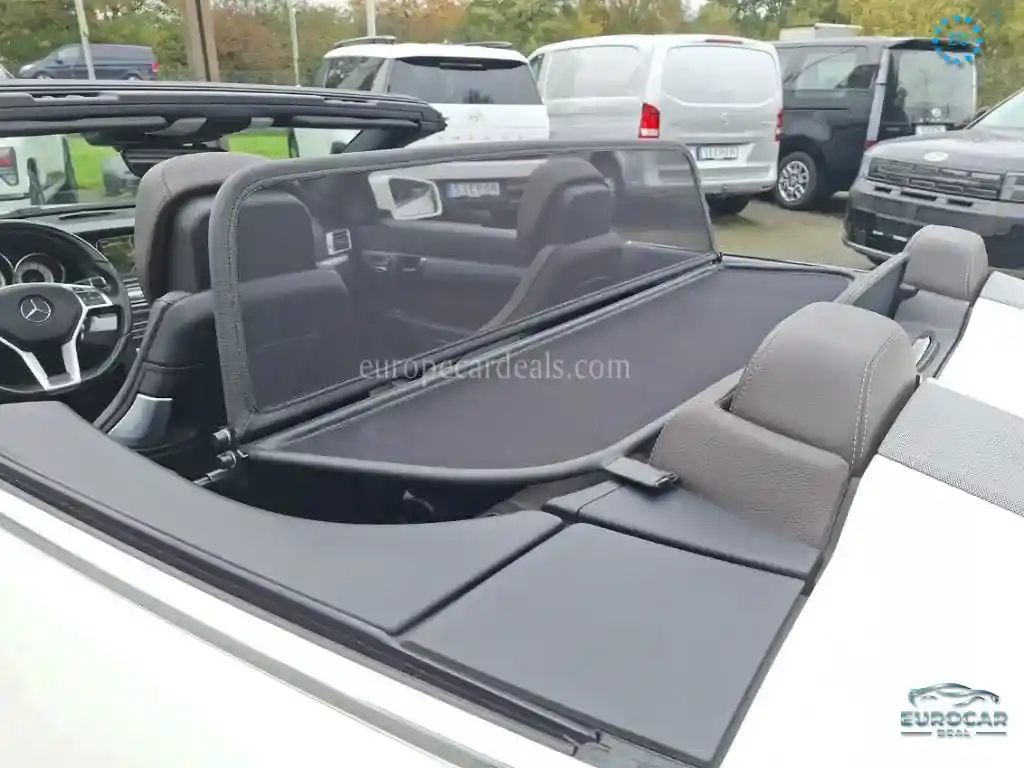 Mercedes-Benz E 320