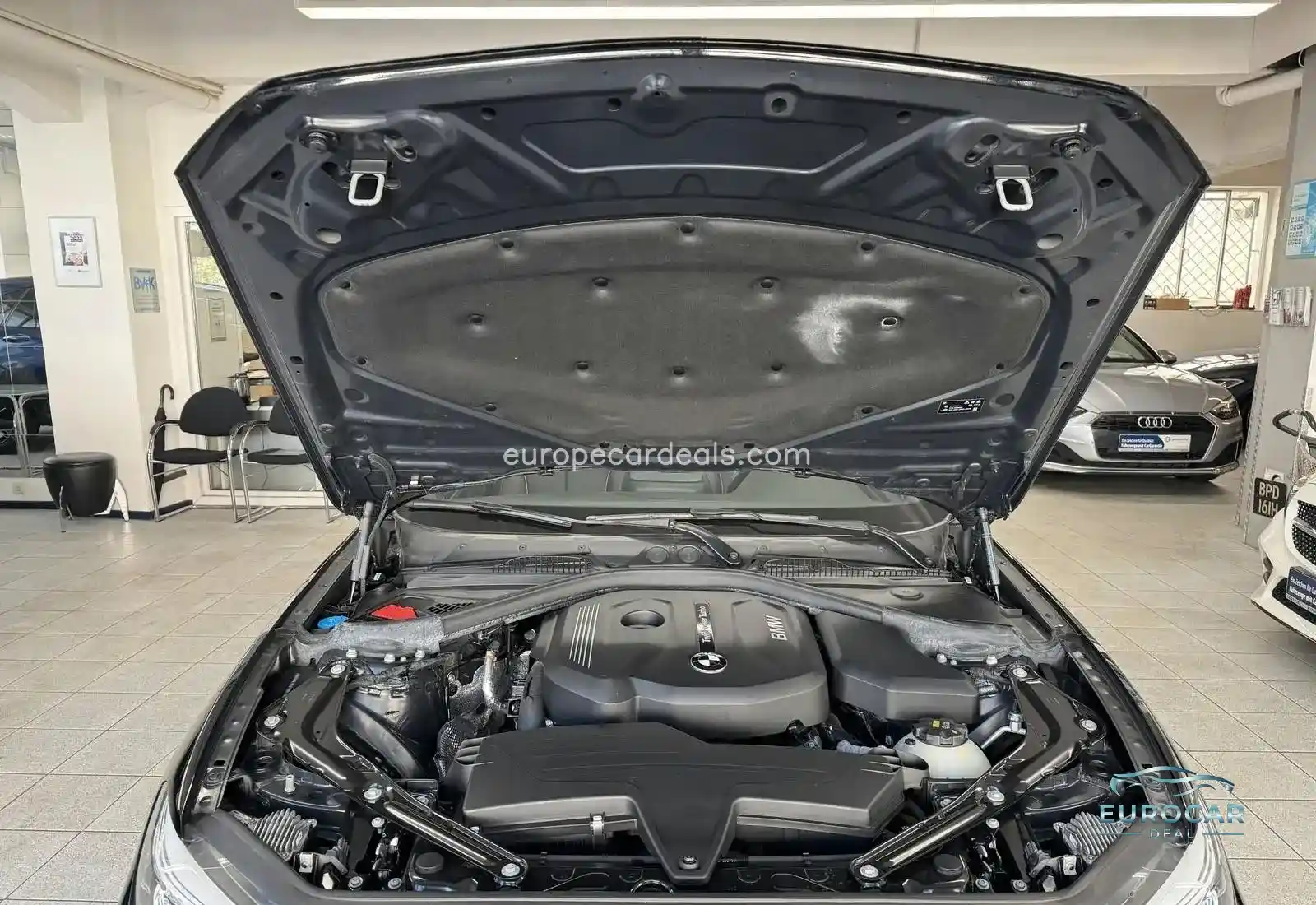 BMW 218