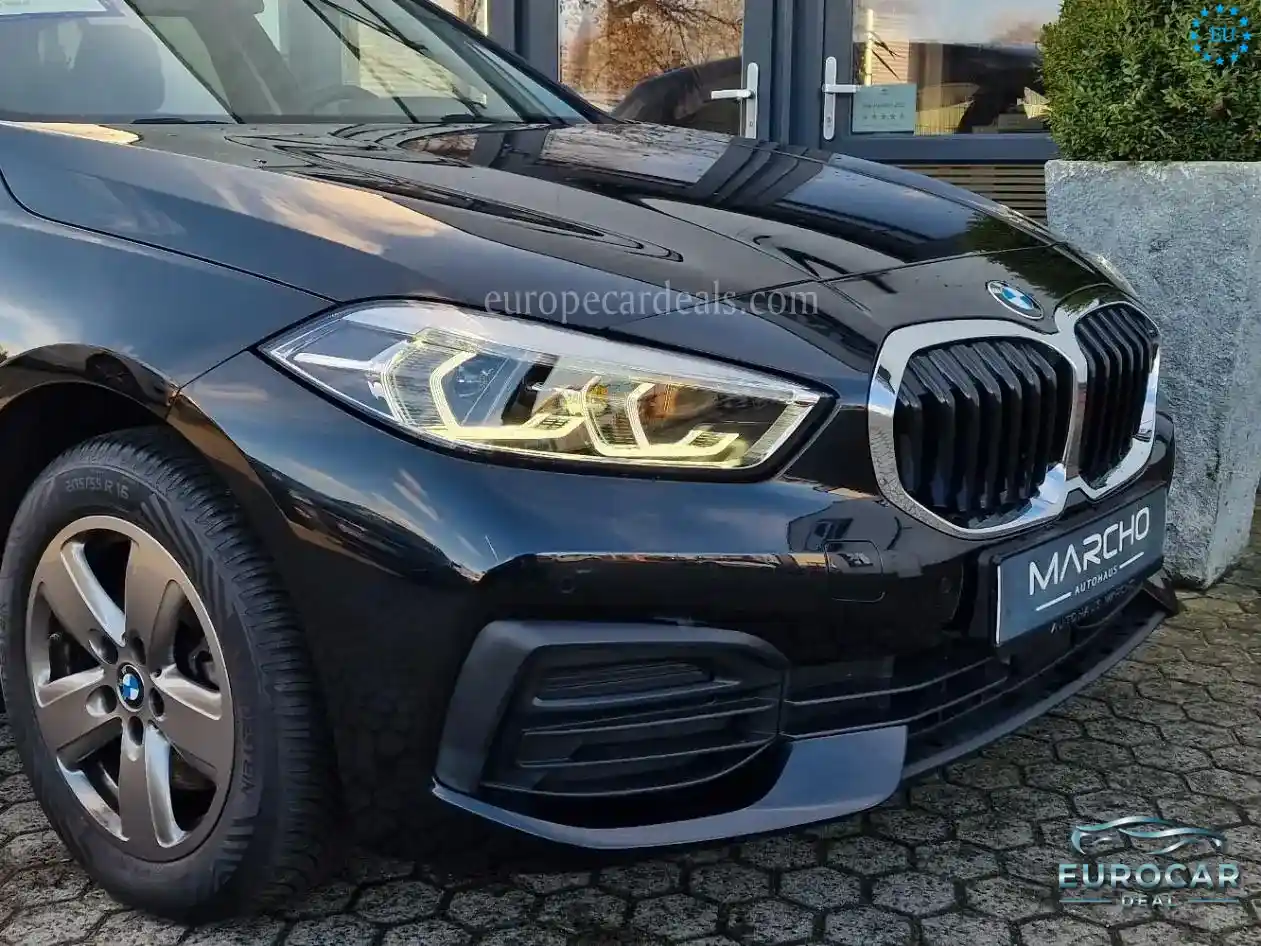 BMW 118