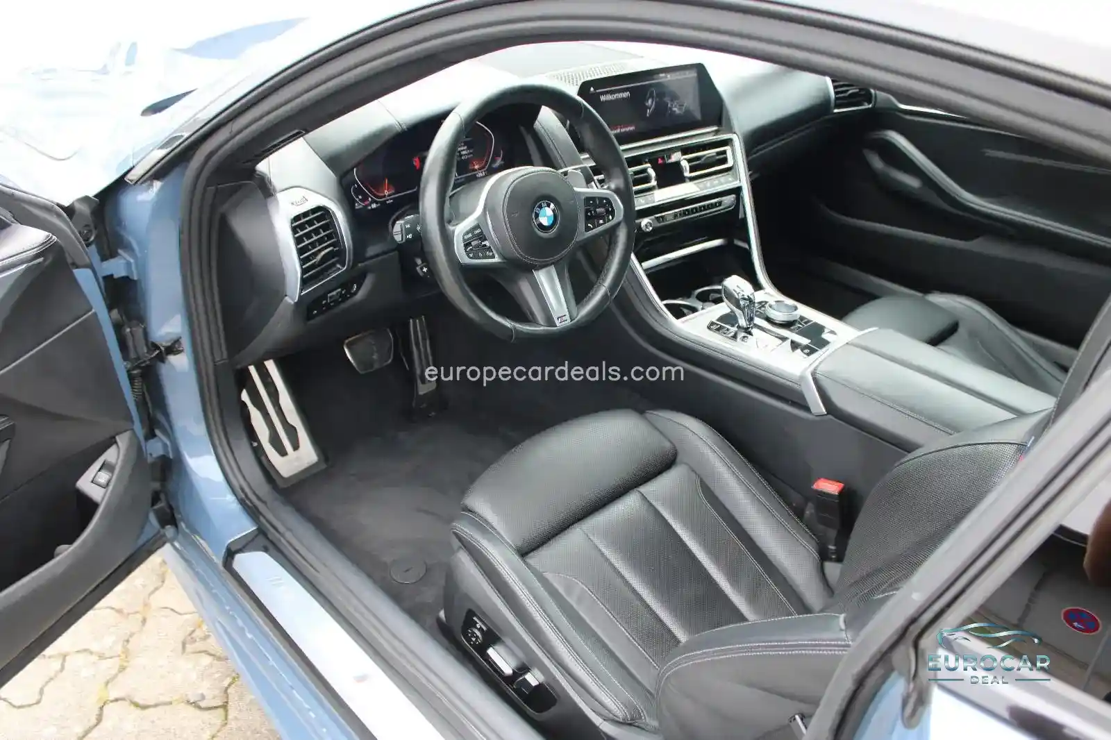BMW 840