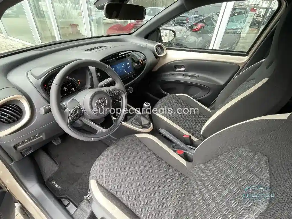 Toyota Aygo (X)