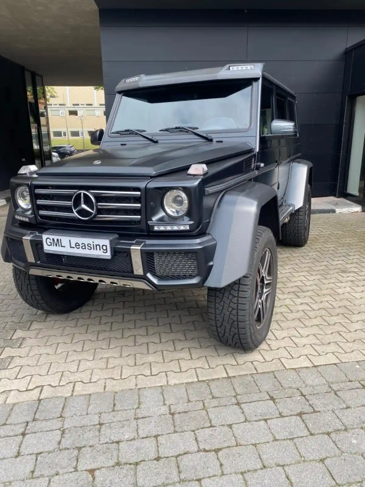 Mercedes-Benz G 500
