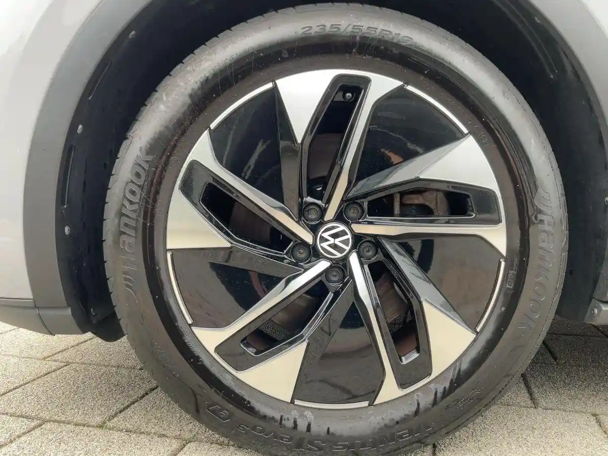 Volkswagen ID.5