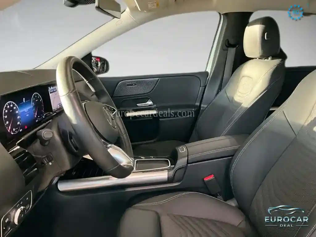 Mercedes-Benz B 220